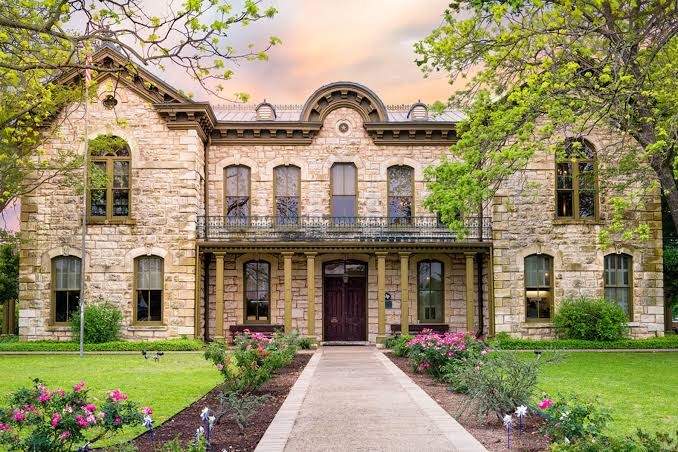 Homes in Fredericksburg, Texas